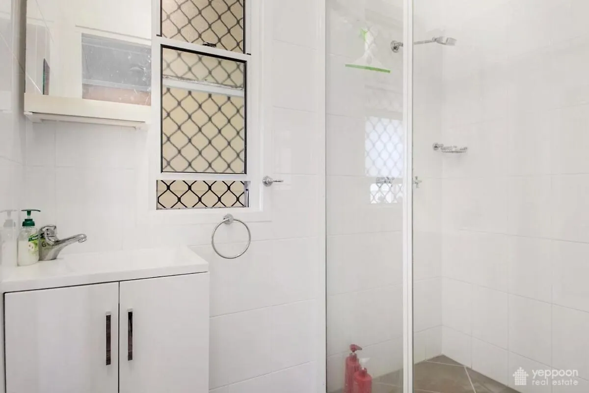Holiday home Absolute Beachfront With Private Pool! Yeppoon