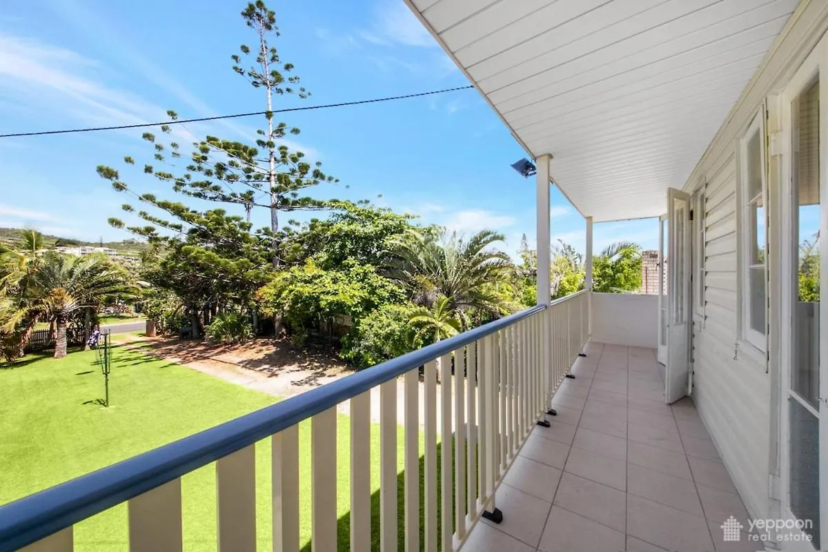 Absolute Beachfront With Private Pool! Yeppoon